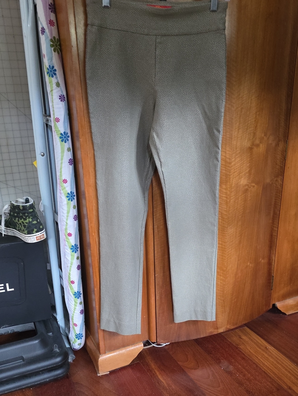 Krazy Larry Olive Textured Ponte Leggings
